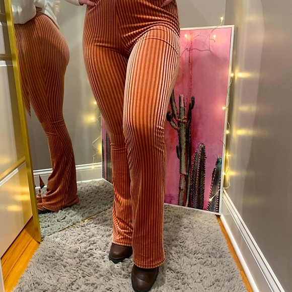 Blush colored, flair leg, velvet bottoms - Picture 1 of 3